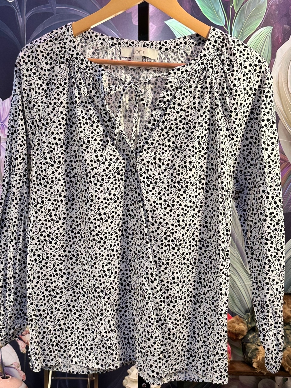LOFT S Blouse Floral Print Tie Neck Long Sleeve Cotton Blend